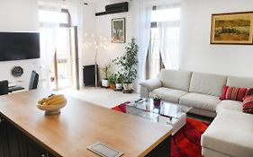 Divia Apartment