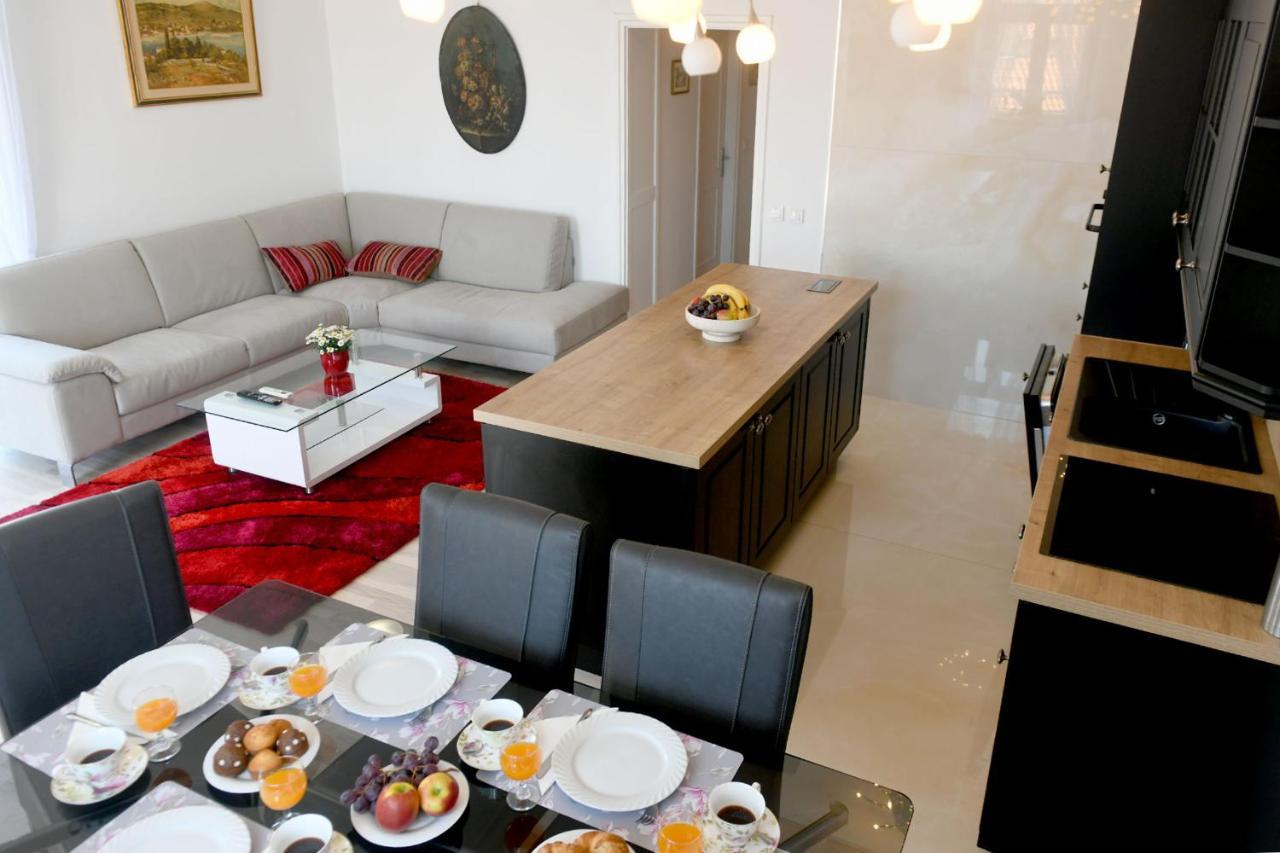 Divia Apartment Fiume Esterno foto
